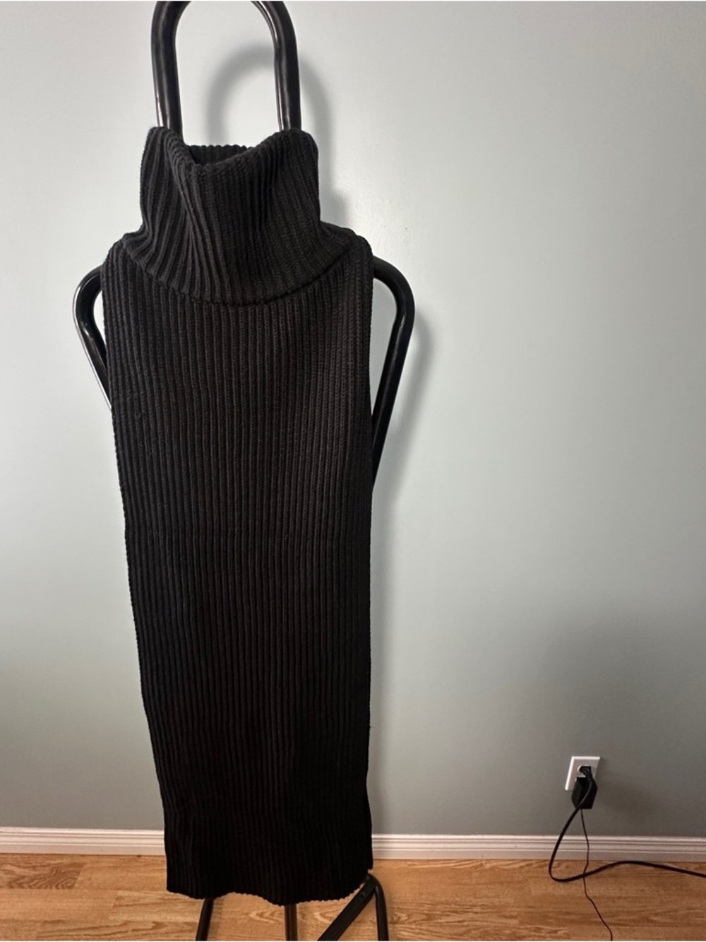 Kate Hewko Ladies Maxi Turtleneck Scarf